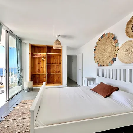 Torres De Yomely - Y4d 플라야데라스아메리카스