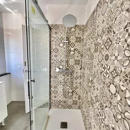 Torres De Yomely - Y4d *