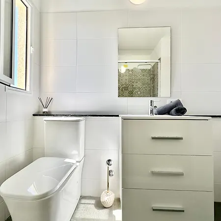 Torres De Yomely - Y4d 플라야데라스아메리카스