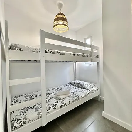 Torres De Yomely - Y4d * 플라야데라스아메리카스