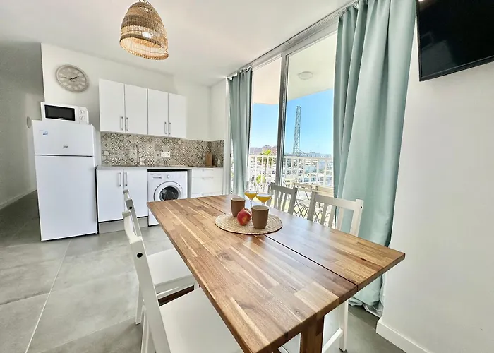 Torres De Yomely - Y4d Playa de las Americas (Tenerife)